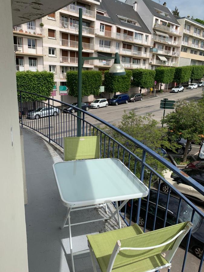 Au Coeur De Lisieux 83 M2 Et Vue Sur La Basilique Διαμέρισμα Εξωτερικό φωτογραφία